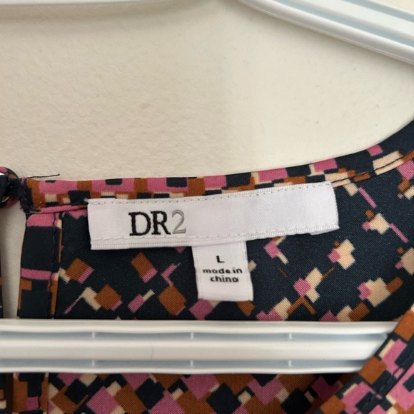 DR2 Brown and Black Boxy Short Sleeve Blouse - Picture 5 of 5